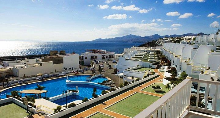 Hotetur Aquarius Apartments Lanzarote Among Others The Hotetur Aquarius Apartments Lanzarote Offers Following Services Room Service Restaurant And Cable
