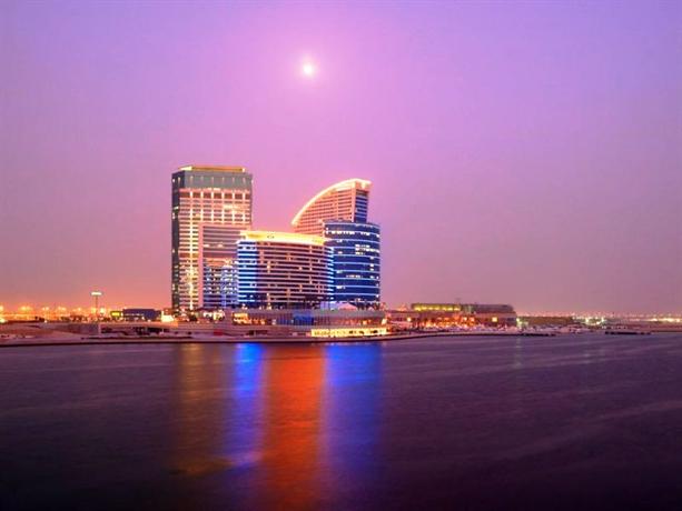 صورةفندق كراون بلازا دبي فستيفال سيتي