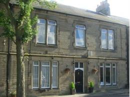 Castle View Bed and Breakfast 6 Dacre Street