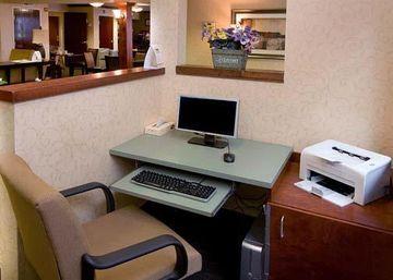 Comfort Inn & Suites Airport Dulles Sterling (Virg 45515 Dulles Plaza