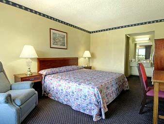 Days Inn North of Busch Gardens Tampa 701 East Fletcher Avenue I-275 Exit 52