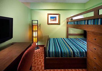 Fairfield Inn & Suites Lake Buena Vista Orlando 8615 Vineland Avenue