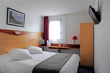 Kyriad Nice Ouest Saint Isidore Hotel 27 Avenue Auguste Verola