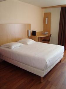 Hotel Ibis Paris Opera Le Peletier 19 Rue Buffault