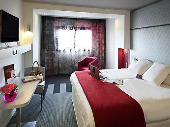 Mercure Paris Montmartre Hotel 3 Rue Caulaincourt