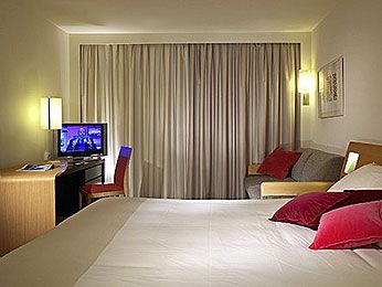 Novotel Hotel Beaune 16 Rue Du Moulin Noize