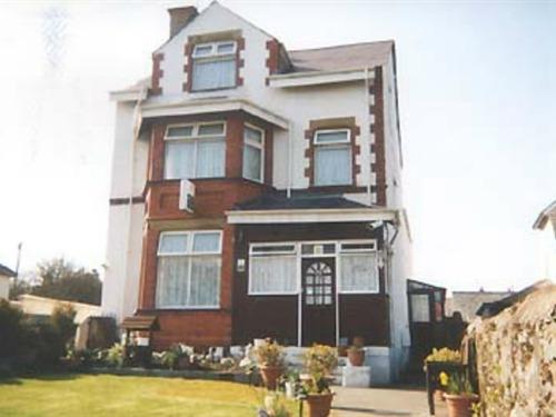Witchingham Bed & Breakfast Holyhead 20 Walthew Avenue