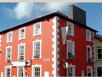 Castle Hotel Aberaeron Market Street