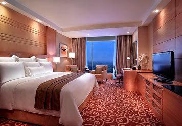 JW Marriott Hotel Sumatera Utara Jalan Putri Hijau No. 10, Medan