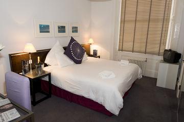 Kensington Rooms Hotel London 131-137 Cromwell Road