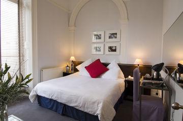 Kensington Rooms Hotel London 131-137 Cromwell Road