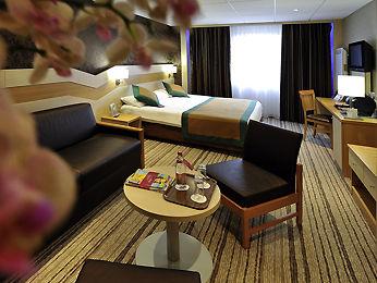 Hotel Mercure Rouen Champ De Mars 12 Bis Avenue Aristide Briand