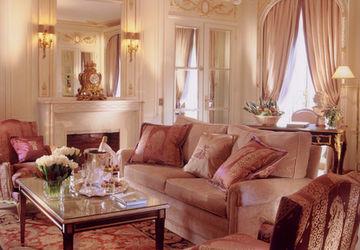 Plaza Athenee Hotel Paris 25 Avenue Montaigne