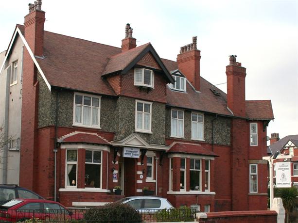Victorian Guest House Southport 52 Avondale Road North