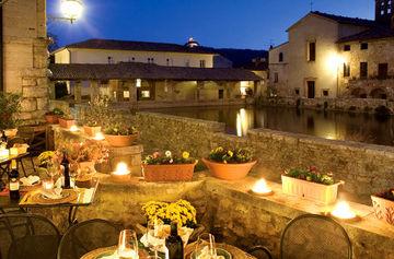 Hotel Le Terme San Quirico d'Orcia Piazza delle Sorgenti,13 Bagno Vignoni