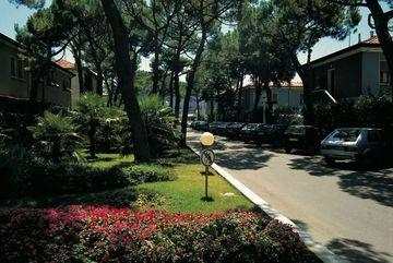Hotel Marina Jesolo Via Dante Alighieri 18