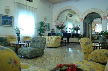 Hotel Marina Jesolo Via Dante Alighieri 18