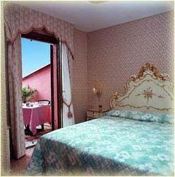 Hotel Tre Archi Venice Cannaregio 923