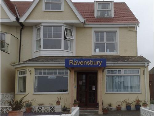 Ravensbury Hotel Newquay 61 Pentire Avenue