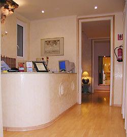 Barcelona Center Inn Gran Via 688, pral.