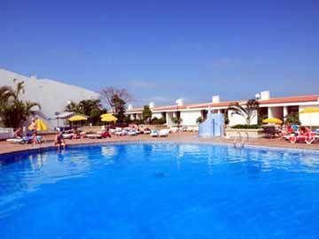 Malibu Park Aparthotel Tenerife C/ Italia 4