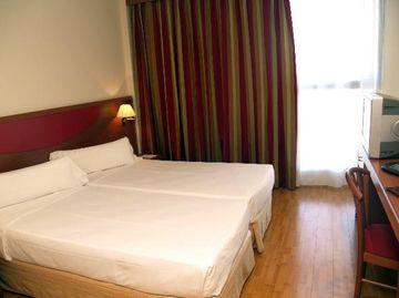 Hotel Alcala Plaza Alcala De Henares Calle Hita 4