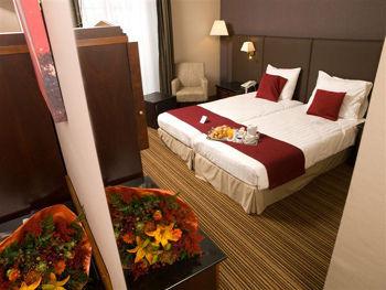 Best Western Premier Carrefour De L Europe Hotel Brussels Rue Du Marche Aux Herbes 110