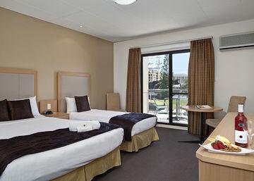 Comfort Inn Haven Marina Adelaide 6-10 Adelphi Terrace Glenelg