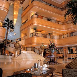 Crowne Plaza Hotel Qingdao