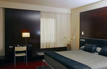 Tryp Hotel Ceuta Alcalde Sánchez Prados 3