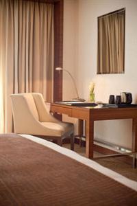 Moevenpick Hotel & Apartments Bur Dubai Oud Metha Area