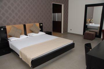 Royal Ascot Hotel Apartments Dubai Bank Street, Bur Dubai