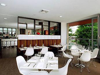 Mercure Centro Hotel Port Macquarie 103 William Street