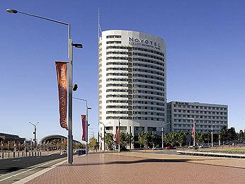 Novotel Hotel Olympic Park Sydney Corner Olympic Boulevard & Herb Elliott Avenue