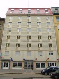 Atlantic Hotel Budapest Nepszinhaz Utca 55