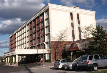 Best Western Toronto Airport Hotel Mississauga 5825 Dixie Road