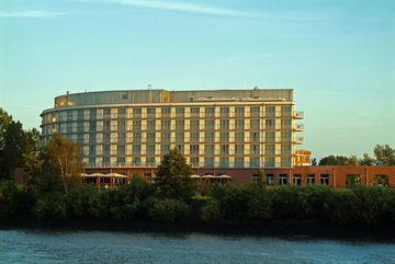 Golden Tulip Hamburg Aviation Hotel