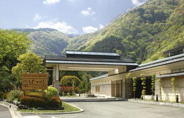 Hotel Hatsuhana 20-1 Sukumogawa, Hakone-Machi, Ashigarashimo-Gun Kanagawa 250-0313 Japan