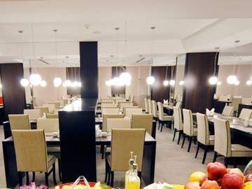 Klas Hotel Istanbul Harikzedeler Sokak No 48