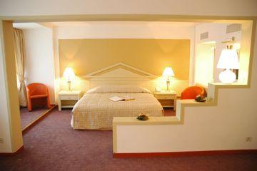 Aro Palace Hotel Brasov 27 Eroilor Boulevard