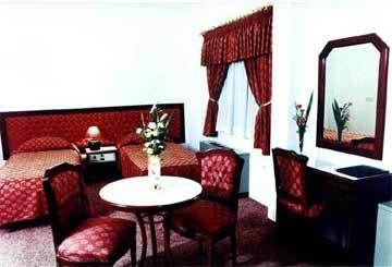 Aryo Barzan Hotel Shiraz Zand Rudaki Ave