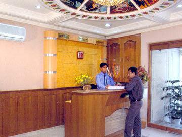 Ashu Palace Hotel New Delhi 12A/34 W.E.A. Sarswati Marg, Karol Bagh