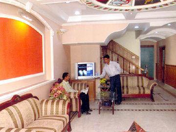 Ashu Palace Hotel New Delhi 12A/34 W.E.A. Sarswati Marg, Karol Bagh