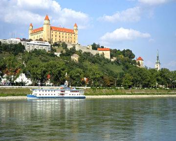 Botel Marina Bratislava Nabrezie arm. Gen. L. Svobodu