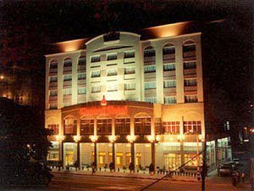 Central Hotel Yangon No 335-337 Bogyoke Aung San Road Pabedan