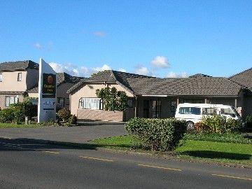 SilverOaks Inn SilverPoint Manukau City 138 Mckenzie Road