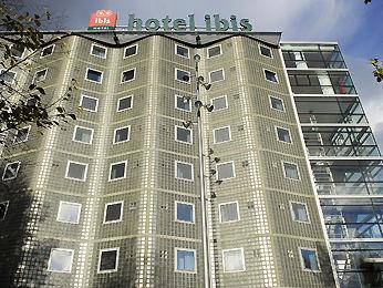 Hotel Ibis Amsterdam Centre Stationsplein 49