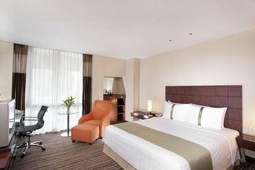 Holiday Inn Bangkok 971 Ploenchit Road Patumwan