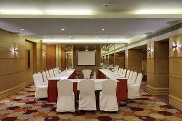 Pride Hotel Chennai 216 E V R Periyar Salai Poonamallee High Road