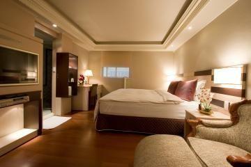 Hotel Castle Taipei No. 52 Section1 Changan East Road